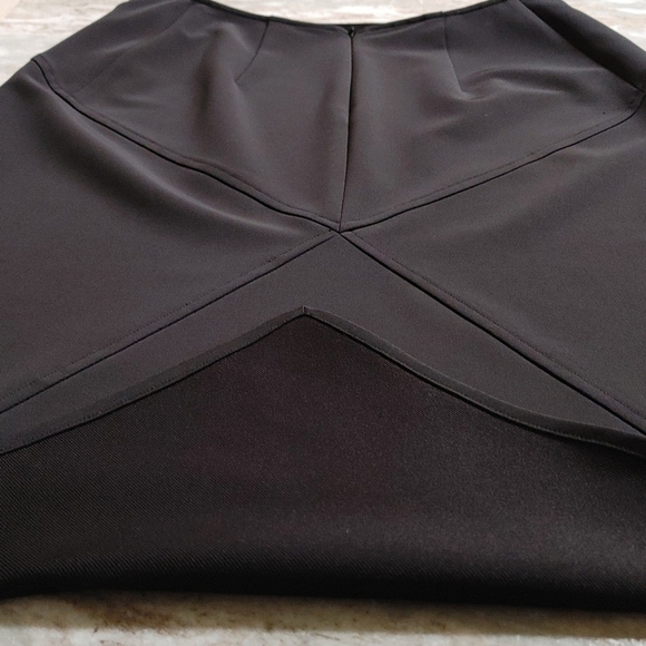 JÖN Black Pointed Hem Skirt 4 - Picture 8 of 10